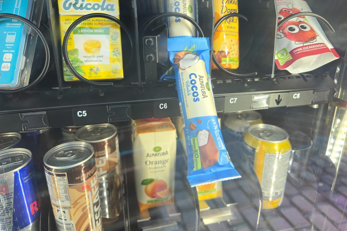 Retail packaging